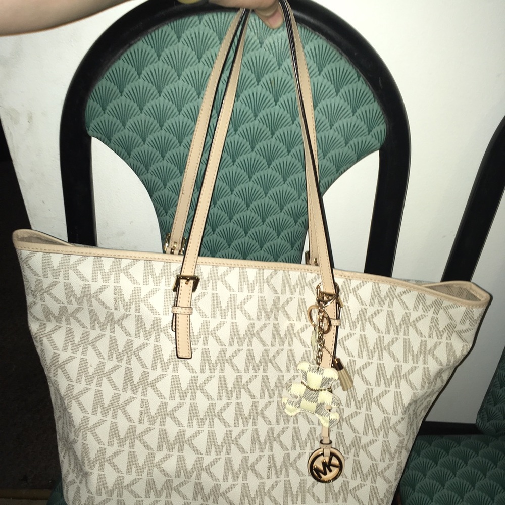 Authentic Michael Kors vacation/travel tote/purse
